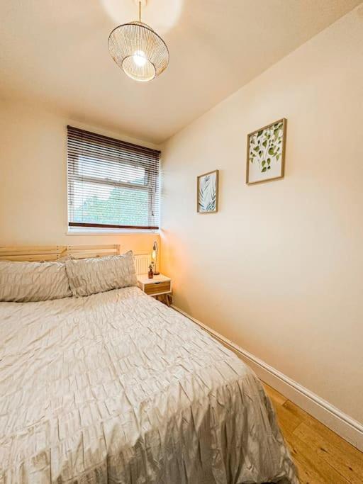 Apartamento Bright & Spacious Split Level Flat In Kennington Londres